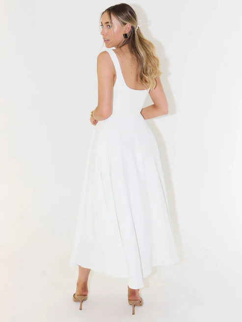 Scarlett | Midikjole med Elegance